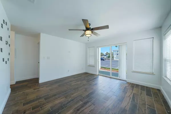 Destin, FL 32541,300 Gulf Shore Drive  #103