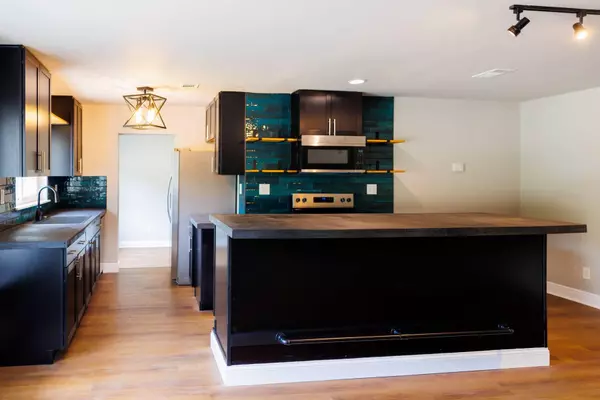 Mary Esther, FL 32569,360 Bryn Mawr Boulevard