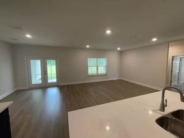 Freeport, FL 32439,48 S Bentgrass Road