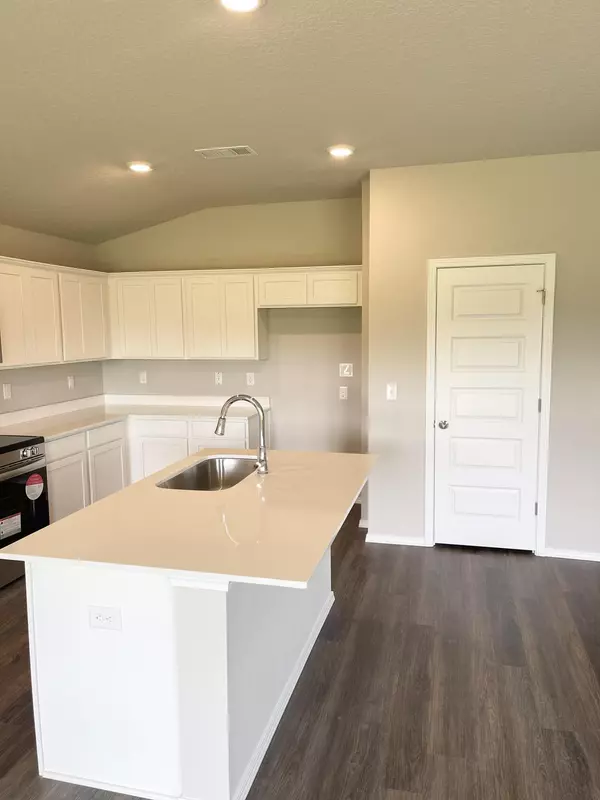 Laurel Hill, FL 32567,8247 Silk Stocking Avenue