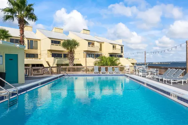 Navarre, FL 32566,8520 Gulf Boulevard ## UT-39