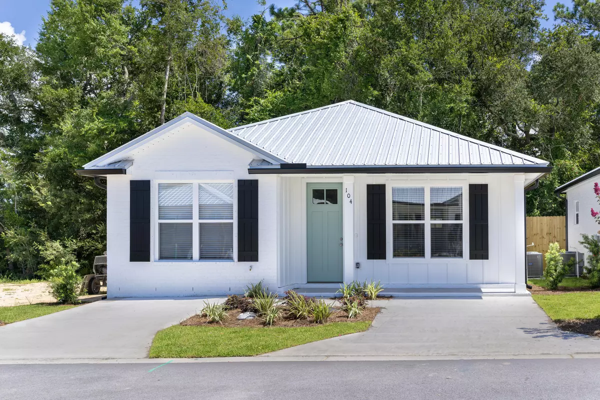 Valparaiso, FL 32580,111 Penny Lane