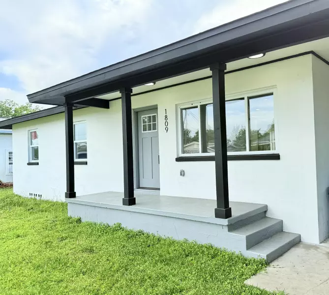 1809 Clay Avenue, Panama City, FL 32405