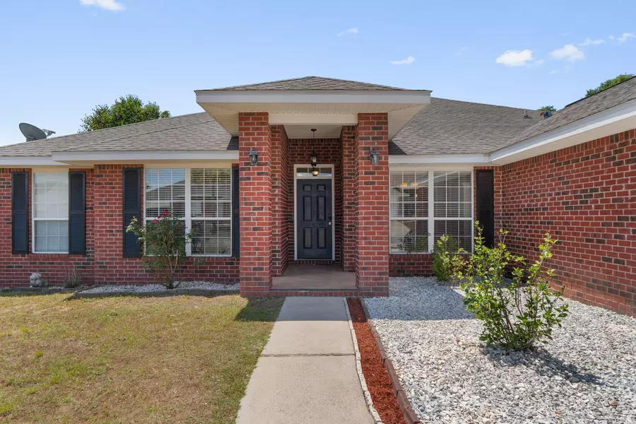 2108 Hagood Loop, Crestview, FL 32536