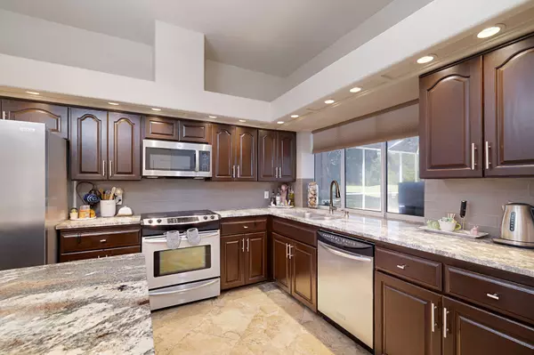 Destin, FL 32541,674 Emerald Bay Drive