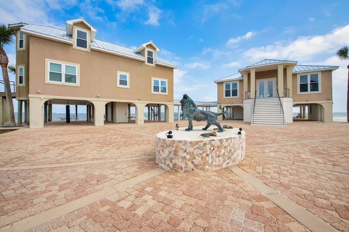 Mary Esther, FL 32569,320 Sunny Drive