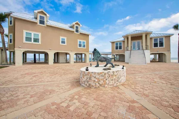 320 Sunny Drive, Mary Esther, FL 32569