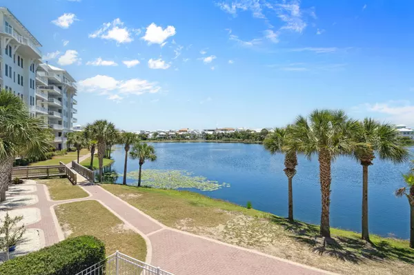 Panama City Beach, FL 32413,114 Carillon Market St  #208