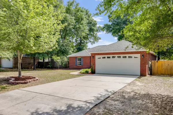 Crestview, FL 32539,6243 Winstead Road