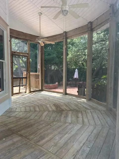 Destin, FL 32541,615 Beach Drive