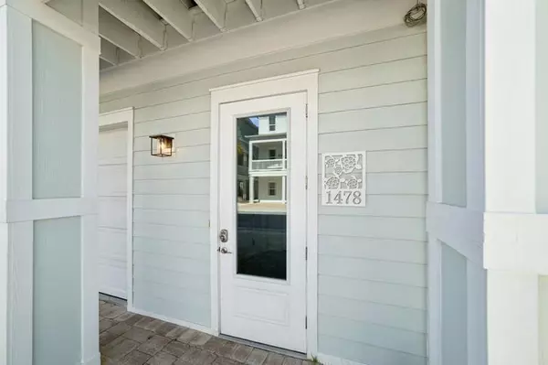 Navarre, FL 32566,1478 Seaside Circle