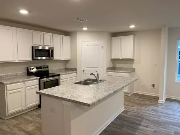 Milton, FL 32583,6344 Firefly Drive