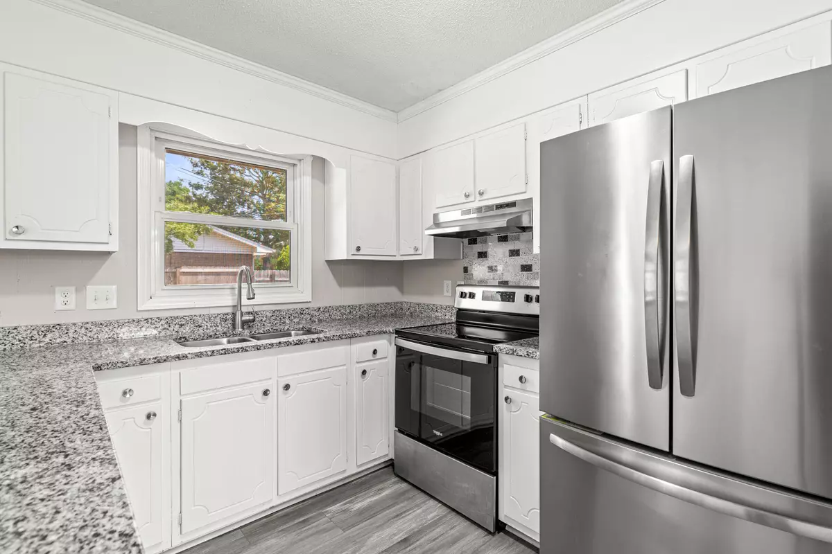 Pensacola, FL 32514,4360 beau terra Lane