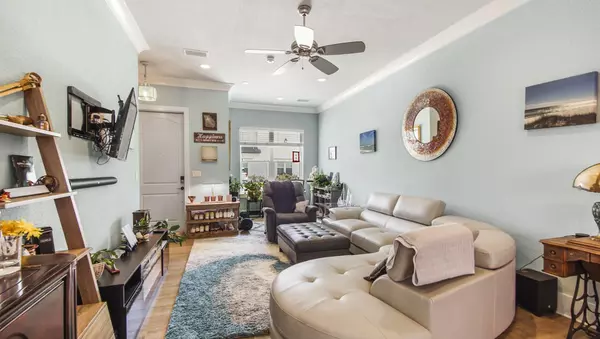Destin, FL 32541,995 Airport Road  #28
