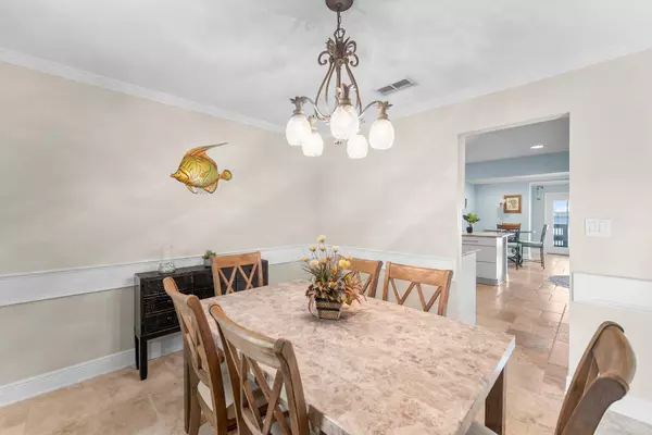 Shalimar, FL 32579,209 Shalimar Drive