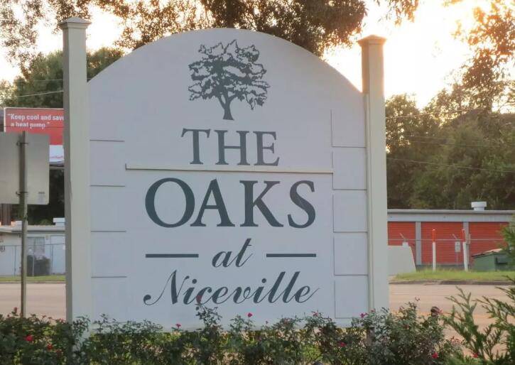 1501 N Partin Drive  #261, Niceville, FL 32578