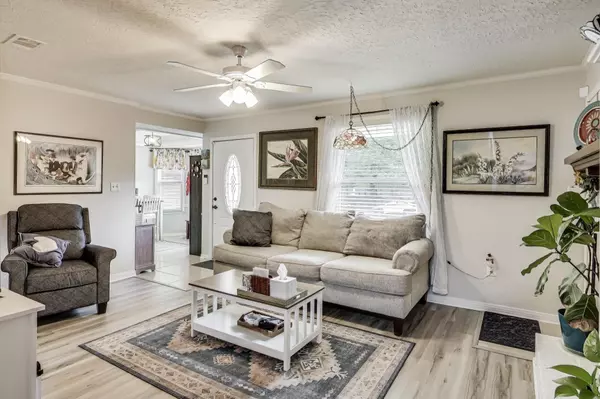 Crestview, FL 32539,104 Fairoaks Drive