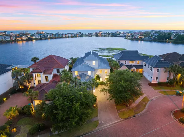 Destin, FL 32541,4724 Rendezvous Cove