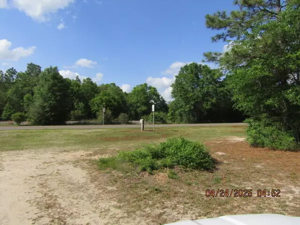 Holt, FL 32564,12495 Highway 90