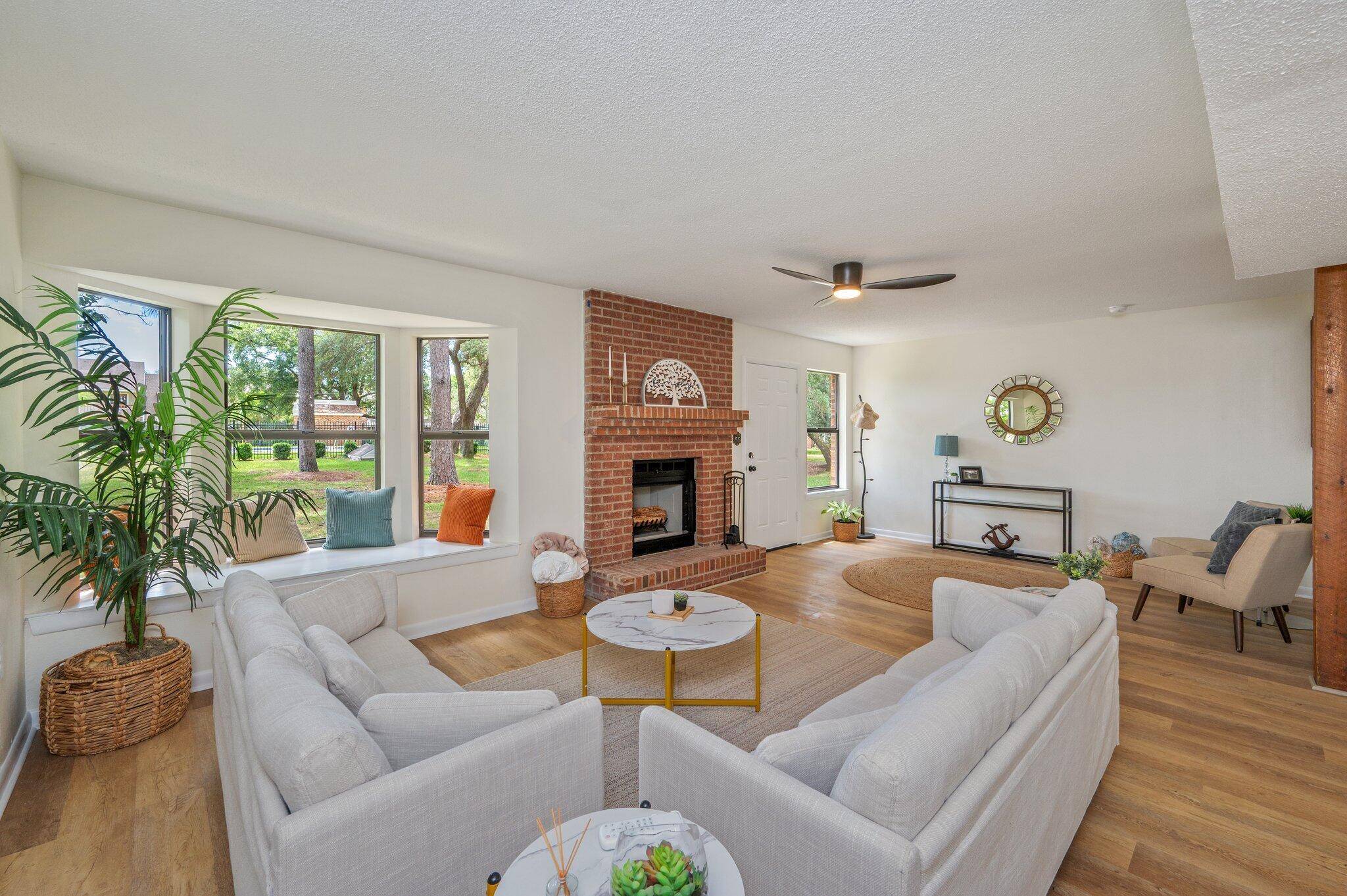 128 5Th Avenue, Shalimar, FL 32579