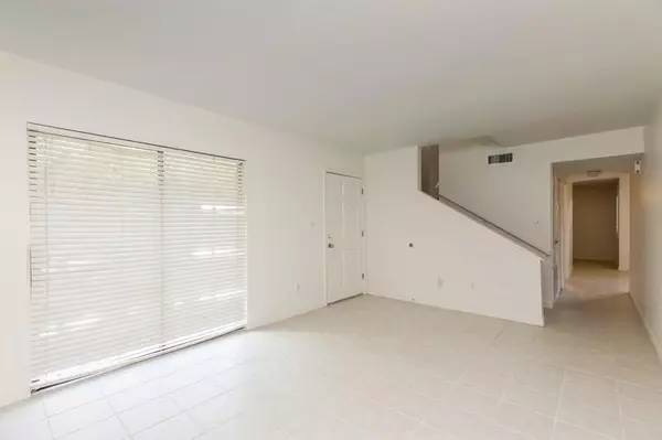 Destin, FL 32541,3871 Indian Trail #2E