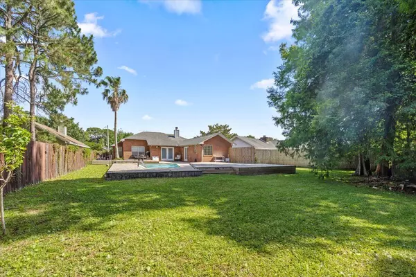 Destin, FL 32541,706 Vintage Circle