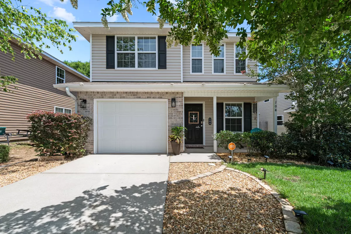 Crestview, FL 32539,104 Lear Court
