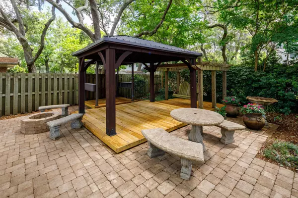 Fort Walton Beach, FL 32547,526 NW Cheshire Avenue