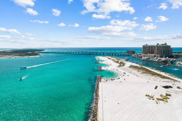 Destin, FL 32541,1190 Bay Court
