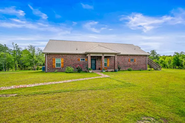 Holt, FL 32564,5105 Pasco Broxson Circle