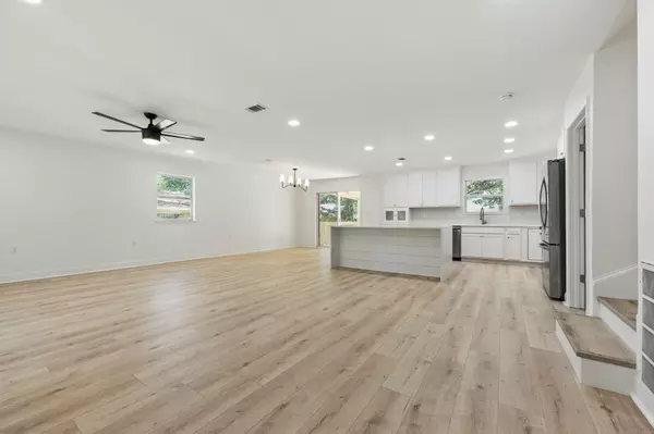 Fort Walton Beach, FL 32547,20 NW Higdon Court