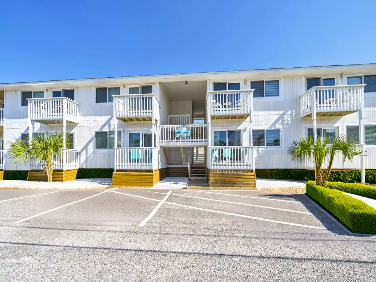 Destin, FL 32541,445 Gulf Shore Drive  #207