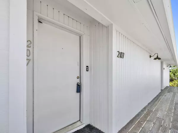 Destin, FL 32541,445 Gulf Shore Drive #207