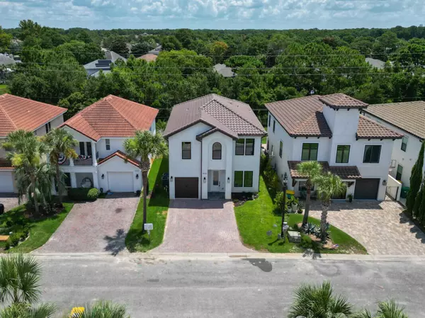 Destin, FL 32541,4720 Amhurst Circle