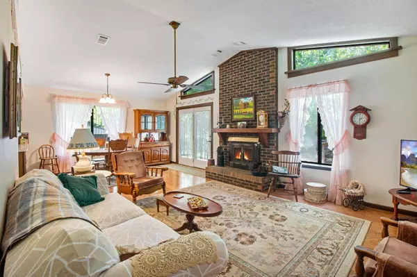 Crestview, FL 32536,2509 S Lakeview Drive