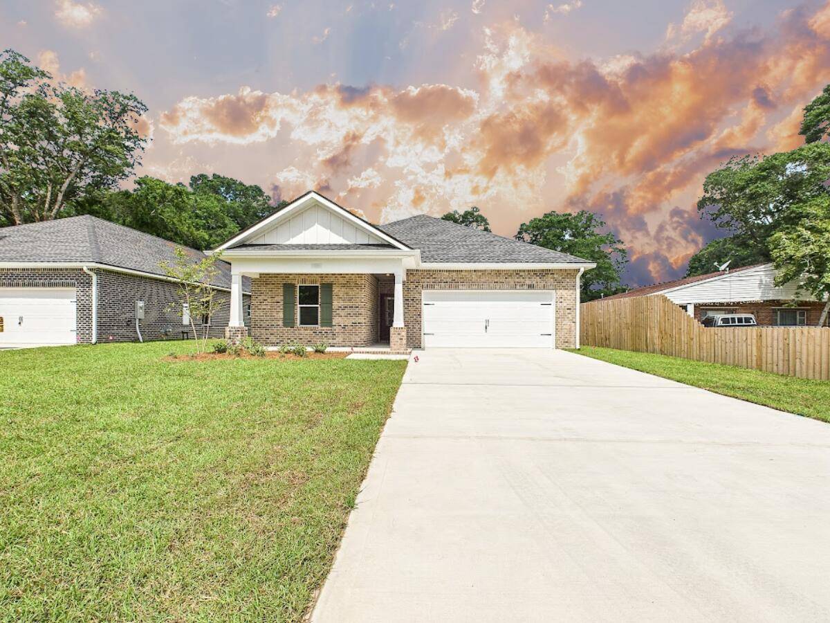 1472 Cypress Street, Niceville, FL 32578