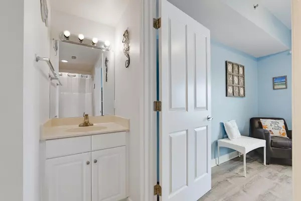 Panama City Beach, FL 32408,9900 S Thomas Drive  #2226