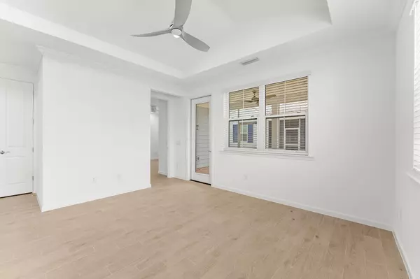 Panama City Beach, FL 32413,8454 Dreams Float Court