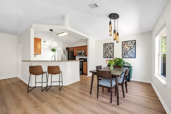 Gulf Breeze, FL 32563,6472 Sandkey Cove