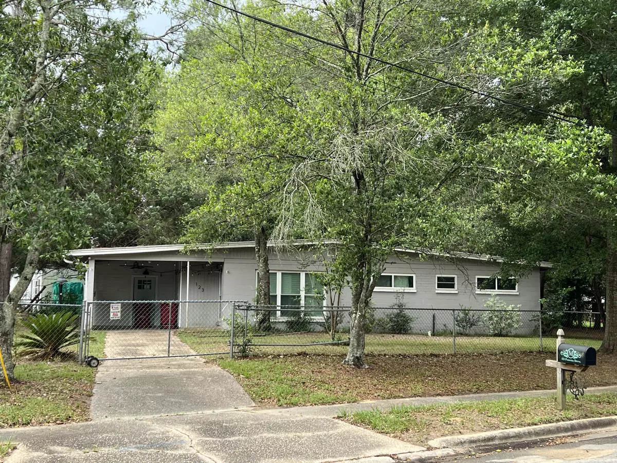 Crestview, FL 32536,123 Panama Drive