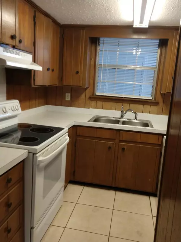 Fort Walton Beach, FL 32547,106 Valencia Drive