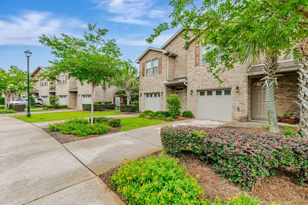 8726 Brown Pelican Circle, Navarre, FL 32566