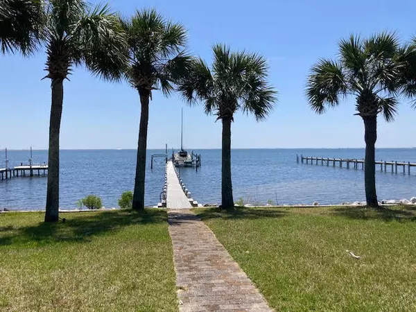 Navarre, FL 32566,6735 Tidewater Drive