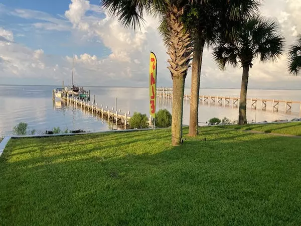 Navarre, FL 32566,6735 Tidewater Drive