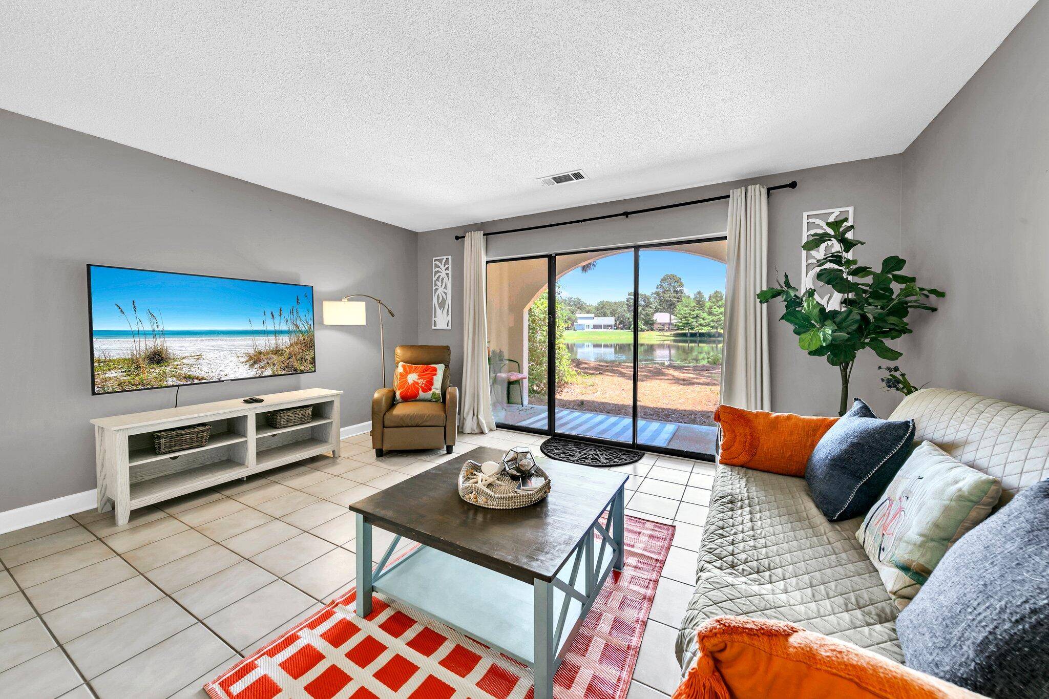 Niceville, FL 32578,305 Southlake Court  #305