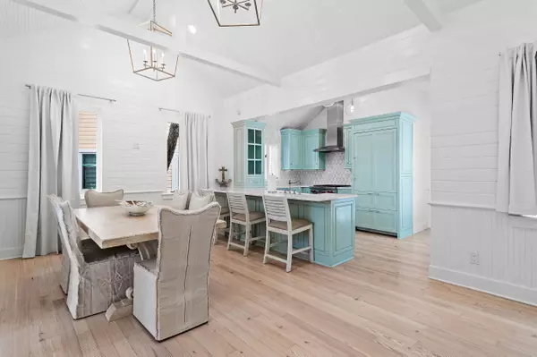 Santa Rosa Beach, FL 32459,486 Forest Street