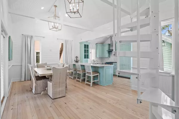 Santa Rosa Beach, FL 32459,486 Forest Street