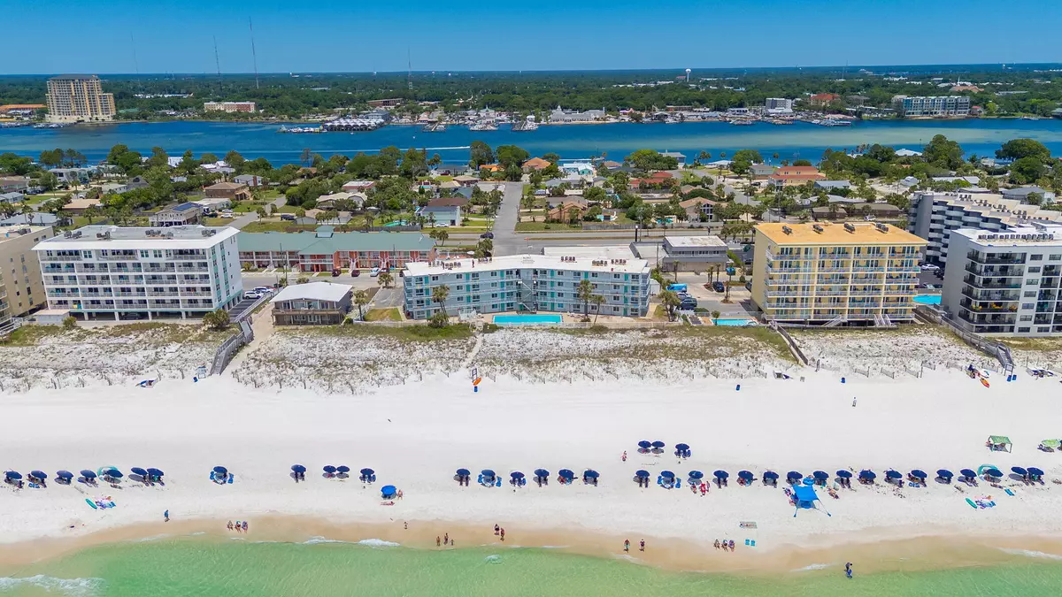 Fort Walton Beach, FL 32548,667 Nautilus Court  #302