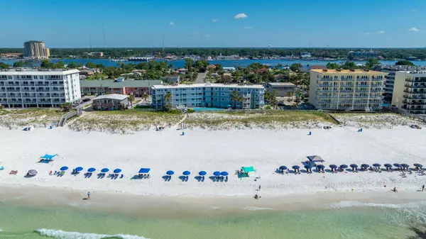 Fort Walton Beach, FL 32548,667 Nautilus Court  #302