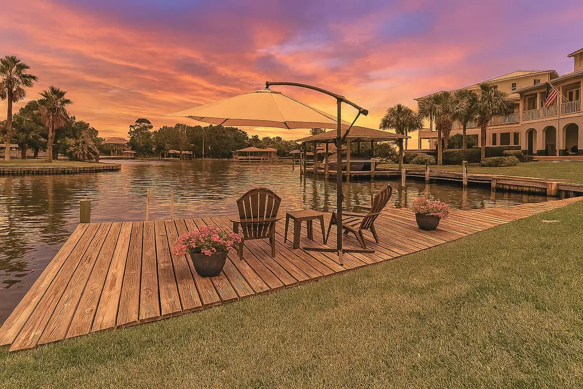 Gulf Breeze, FL 32563,1050 Edgewater Lane